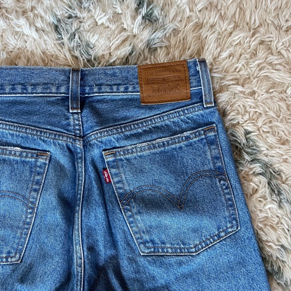 NWOT Levi’s Wedgie Straight Jean 27 - Picture 6 of 7